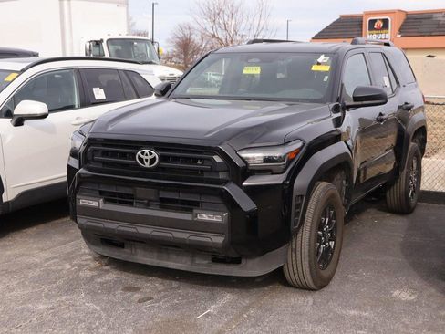 Used 2025 Toyota 4Runner SR5 image 4