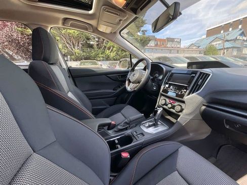 Used 2019 Subaru Crosstrek 2.0i Premium w/ Moonroof Package AWD/4WD image 17