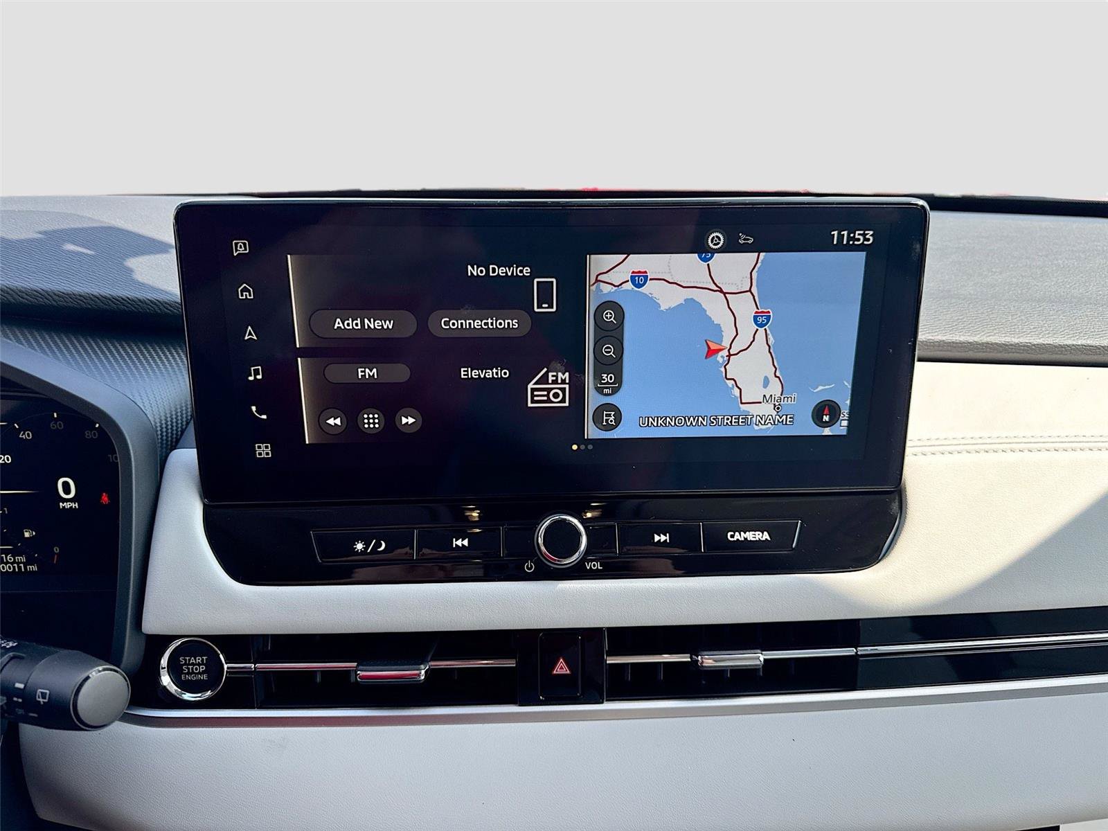 New 2026 Mitsubishi Outlander SEL FWD image 9