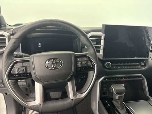 Used 2023 Toyota Tundra Platinum AWD/4WD image 10