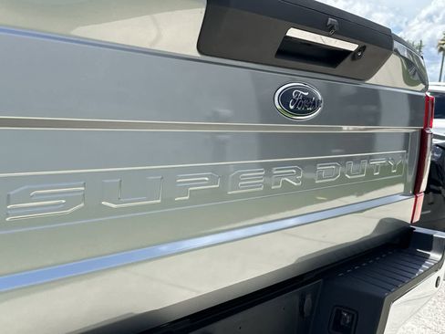 Used 2020 Ford F250 Lariat w/ Lariat Ultimate Package AWD/4WD image 15