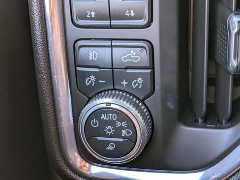 Used 2020 GMC Sierra 2500 Denali w/ Denali Ultimate Package image 30