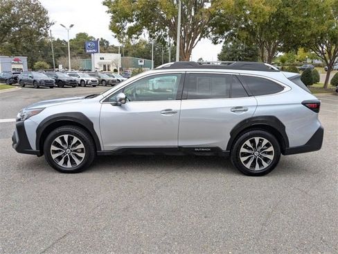 Used 2024 Subaru Outback Touring XT image 11
