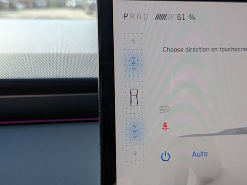 Used 2024 Tesla Cybertruck AWD Crew Cab image 25