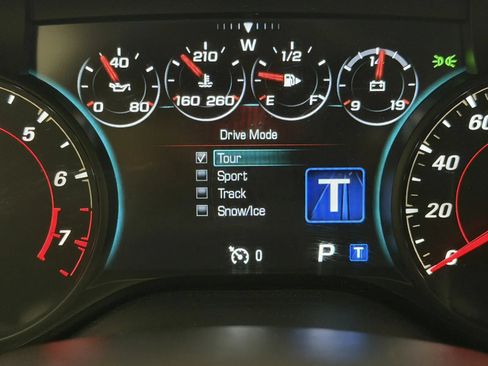Used 2016 Chevrolet Camaro SS RWD image 22