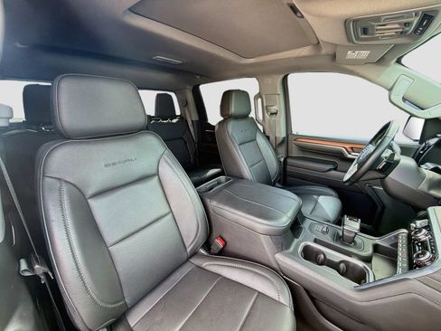 Used 2023 GMC Sierra 1500 Denali w/ Denali Reserve Package AWD/4WD image 14