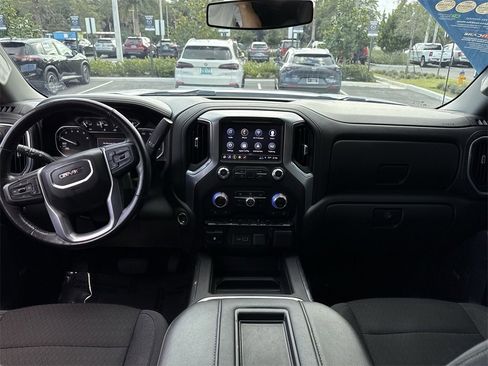 Used 2021 GMC Sierra 1500 Elevation w/ Preferred Package image 11