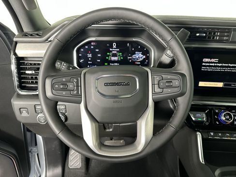New 2026 GMC Sierra 2500 Denali w/ Denali Reserve Package AWD/4WD image 13