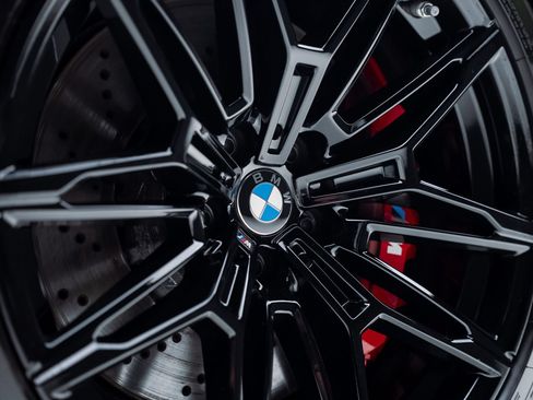 Used 2025 BMW M2 w/ Lighting Package RWD image 23