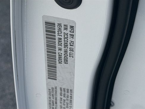 Used 2022 Dodge Charger SXT RWD image 35