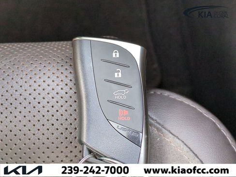 Used 2024 Lexus TX 350 AWD image 30