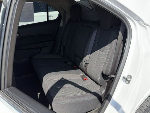 Used 2017 Chevrolet Equinox LS AWD/4WD image 28