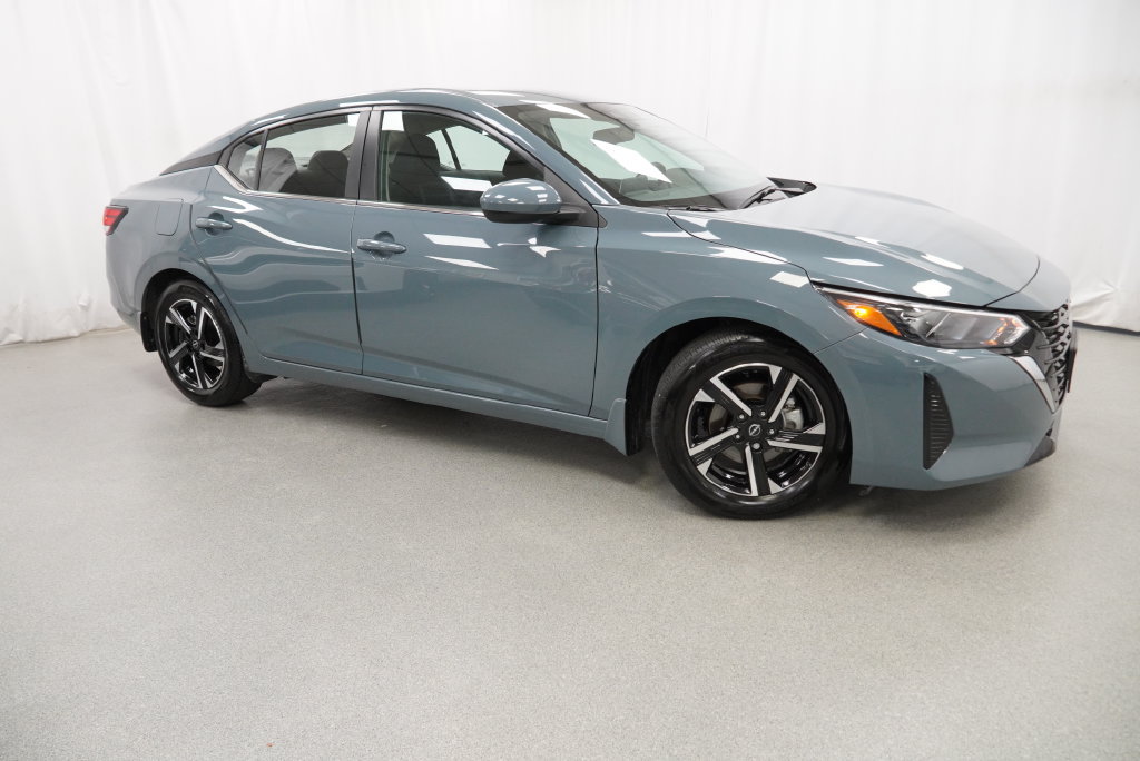 Used 2024 Nissan Sentra SV FWD image 6