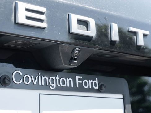 Used 2025 Ford Expedition Active RWD image 17