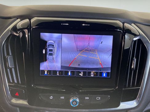 Certified 2023 Chevrolet Traverse RS FWD image 27