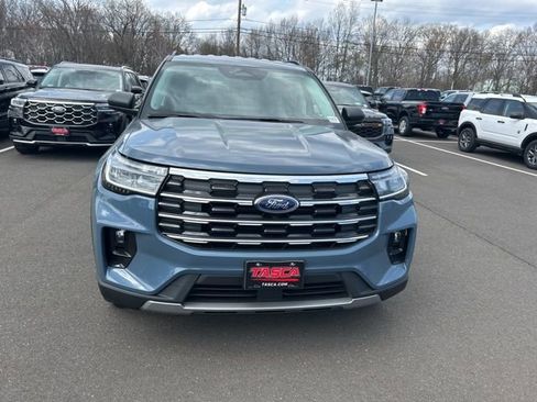 New 2026 Ford Explorer Active w/ Active Comfort Package AWD/4WD image 2