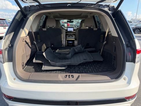 Used 2024 Lincoln Aviator Reserve w/ Equipment Group 201A AWD/4WD image 45