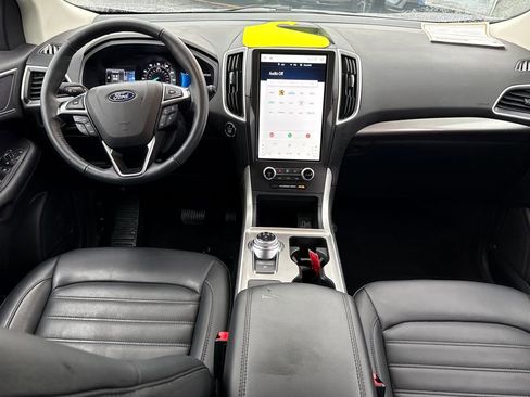 Certified 2024 Ford Edge SEL w/ Convenience Package image 11