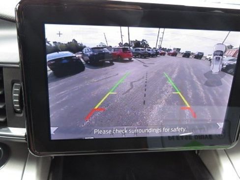 Certified 2022 Ford Explorer XLT w/ Equipment Group 202A image 14