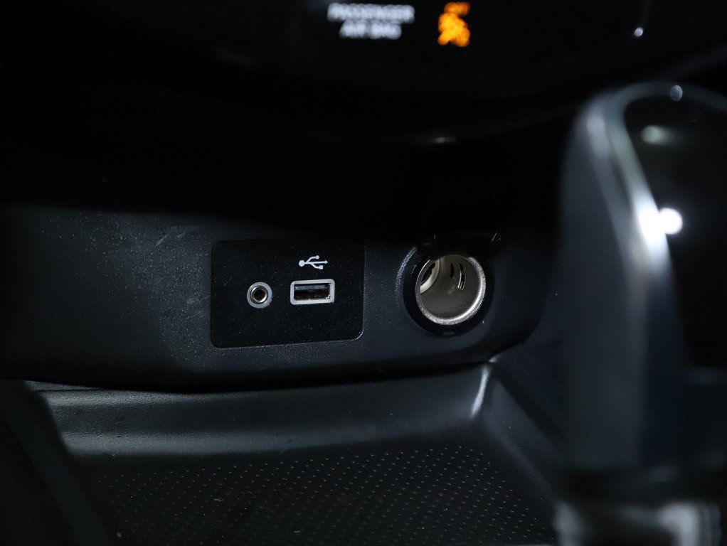 Used 2020 Nissan Rogue SV AWD/4WD image 27