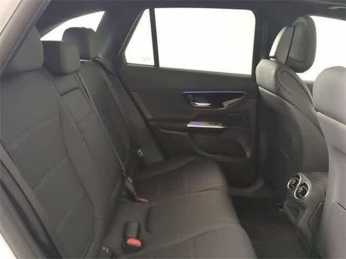 Certified 2026 Mercedes-Benz GLC 300 4MATIC image 21