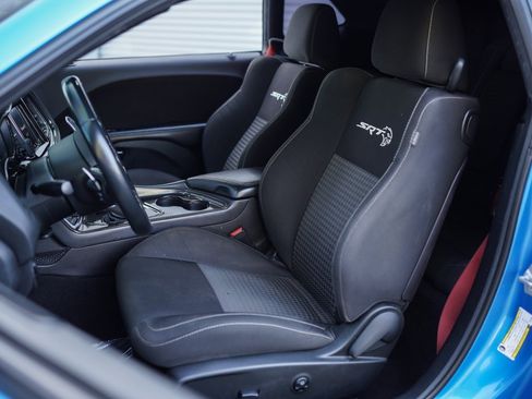 Used 2019 Dodge Challenger SRT Hellcat Redeye image 22