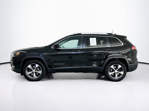 Used 2019 Jeep Cherokee Limited AWD/4WD image 4