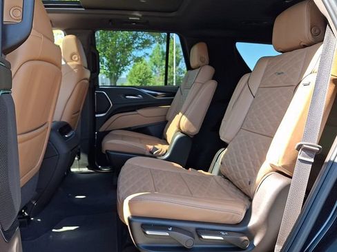 Used 2023 Cadillac Escalade Sport w/ Touring Package AWD/4WD image 8