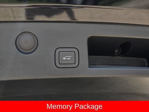 New 2027 GMC Terrain Elevation w/ Elevation Premium Package FWD image 10