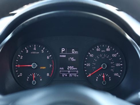 Used 2023 Kia Rio S image 11