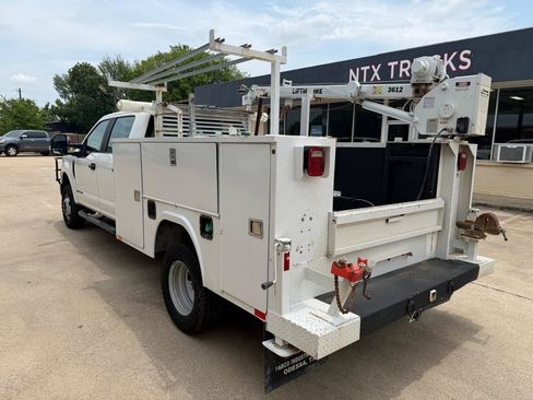 Used 2022 Ford F350 XL w/ Power Equipment Group AWD/4WD image 6