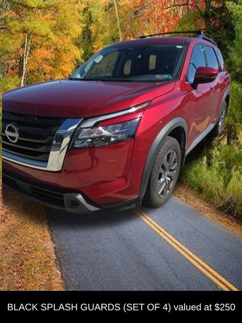 Certified 2024 Nissan Pathfinder SV w/ SV Premium Package AWD/4WD image 8