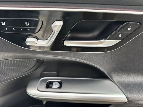 Used 2024 Mercedes-Benz C 300 C 300 image 19