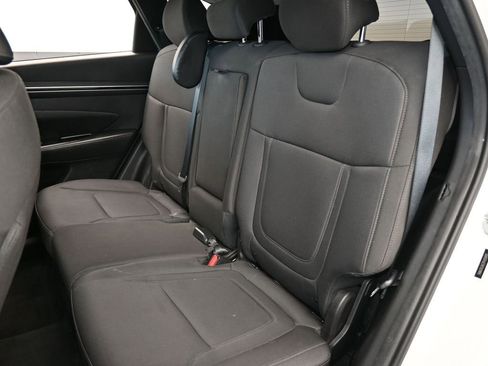 Used 2023 Hyundai Tucson SE image 29