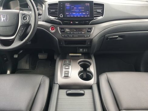 Used 2023 Honda Ridgeline RTL-E image 17