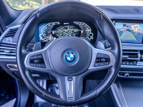 Used 2023 BMW X5 xDrive45e w/ Executive Package image 5