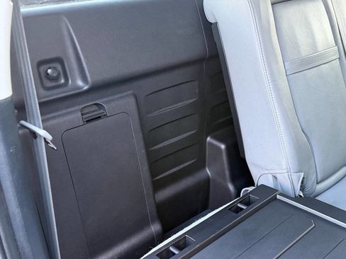 Used 2012 Toyota Tundra Limited w/ Platinum Pkg image 79