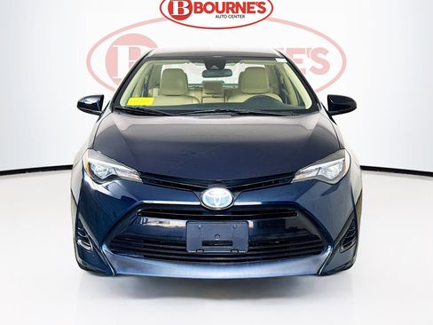 Used 2019 Toyota Corolla LE FWD image 3