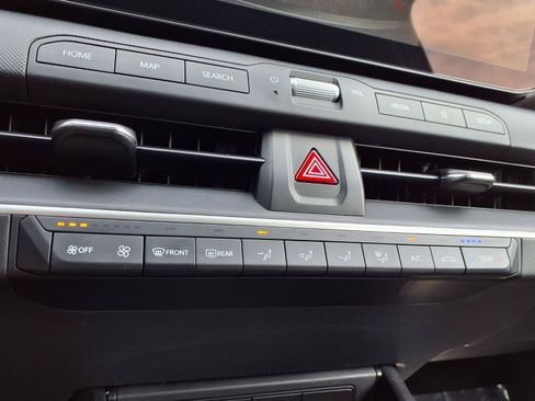 Used 2025 Kia K4 FWD image 6