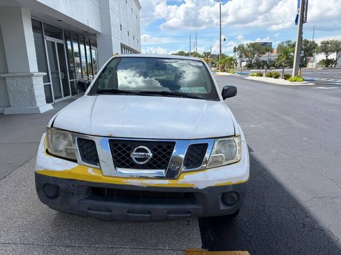 Used 2013 Nissan Frontier S RWD image 2