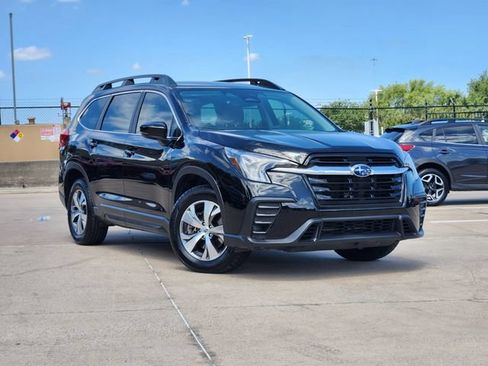 Used 2025 Subaru Ascent Premium AWD/4WD image 2