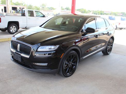 Used 2023 Lincoln Nautilus Reserve w/ Monochromatic Package image 52