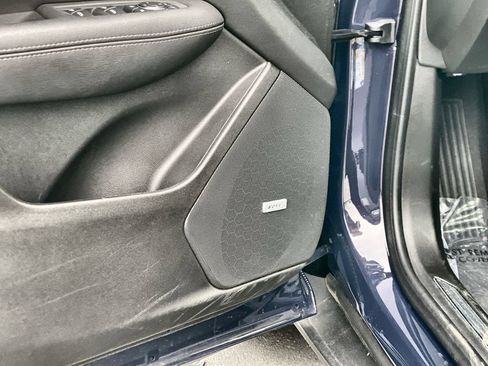 Certified 2025 Cadillac XT5 Sportv AWD/4WD image 24