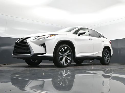 Used 2017 Lexus RX 350 FWD w/ Premium Package image 38