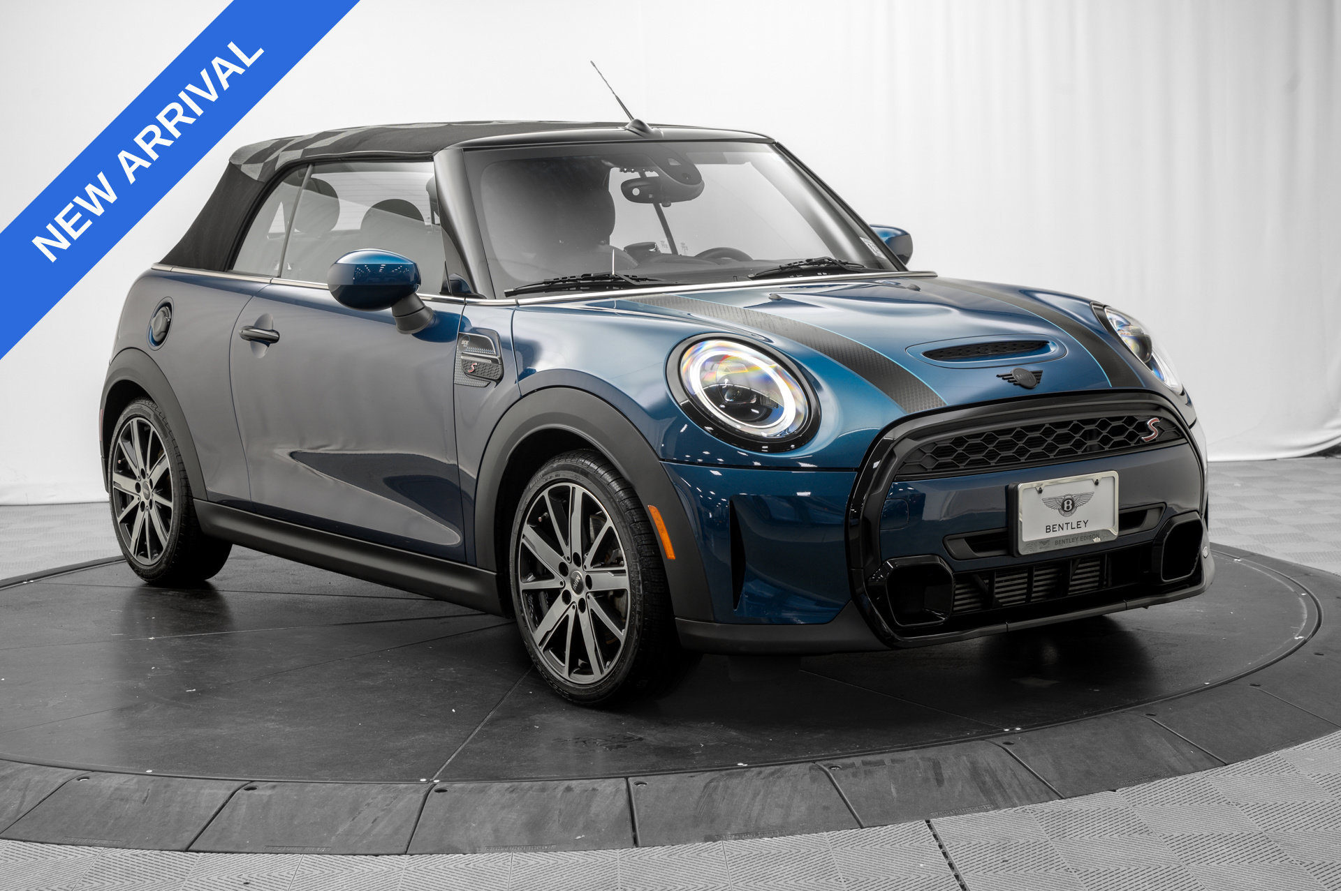 Used 2022 MINI Cooper S w/ Sidewalk Package FWD image 9
