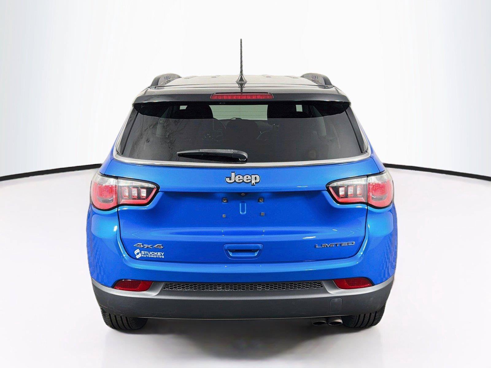 Used 2019 Jeep Compass Limited AWD/4WD image 10