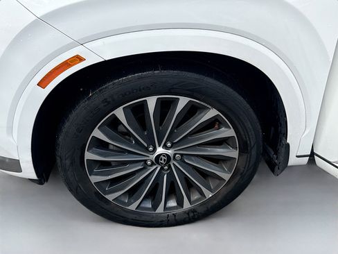 Used 2023 Hyundai Palisade Calligraphy image 37