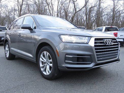 Used 2018 Audi Q7 3.0T Premium Plus w/ Premium Plus Package image 4