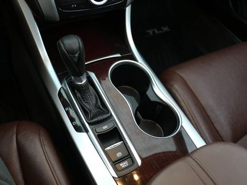 Used 2015 Acura TLX w/ Technology Package FWD image 24