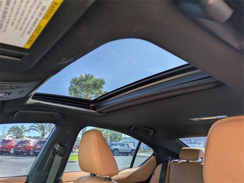 Used 2023 Lexus IS 350 F Sport image 23